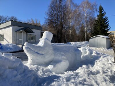 Павловская традиция: снежные фигуры в техникуме народных промыслов