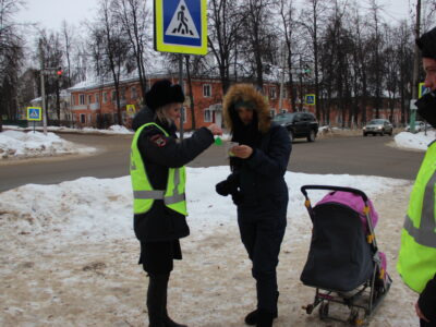 «Заметный пешеход – живой пешеход!»: общественники и полицейские предупредили павловчан