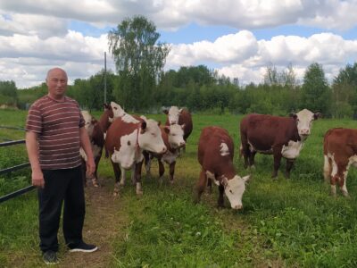 Фермерам нужна поддержка, и они её получают: как это происходит в Павловском округе